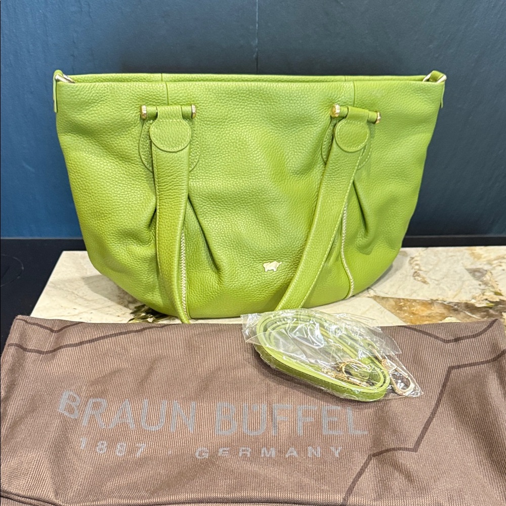 Braun Buffel Germany - Green Leather Bag